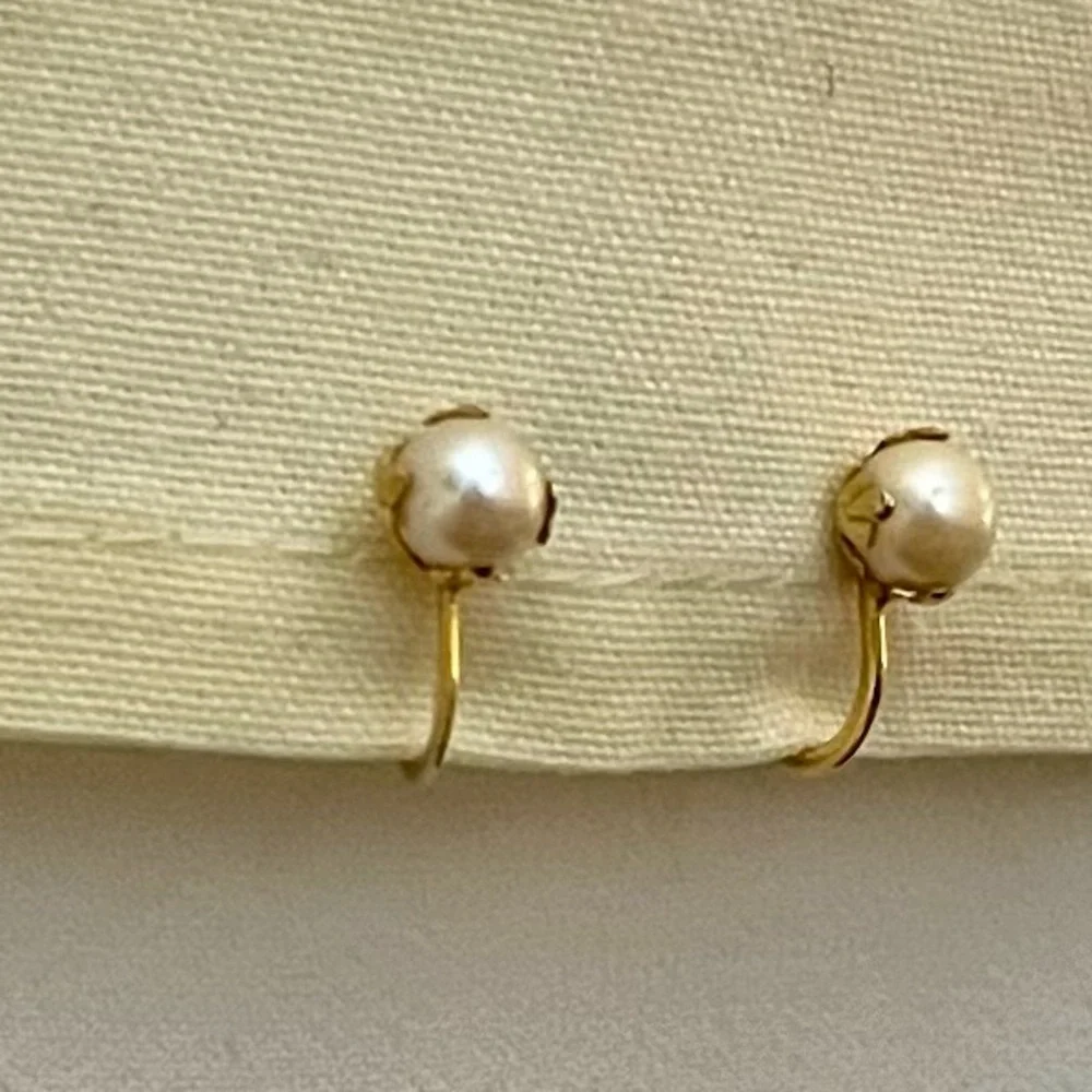 10K Gold Pearl Earrings - Picture 4 of 16